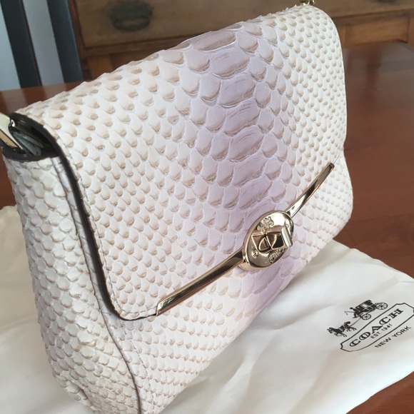 COACH python crossbody - Picture 2 of 4